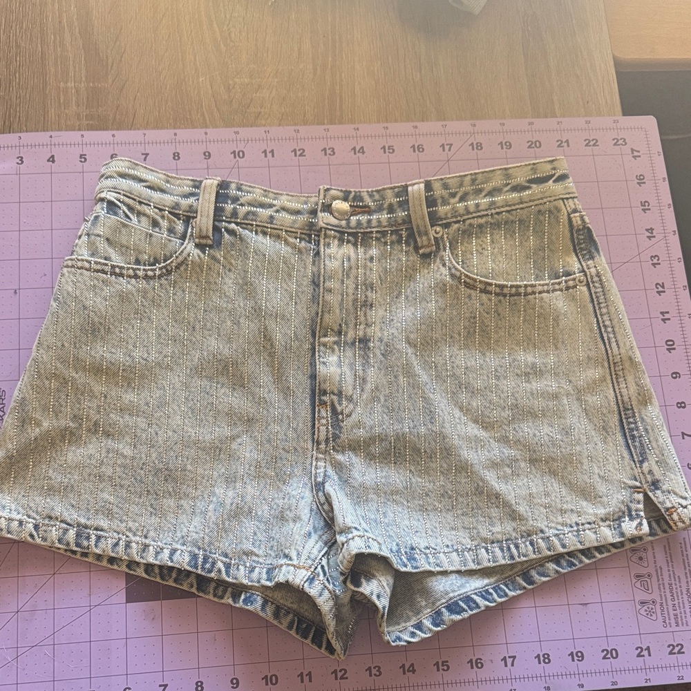 ALEXANDER WANG Classic High-Rise Light Wash Denim Shorts - Women's